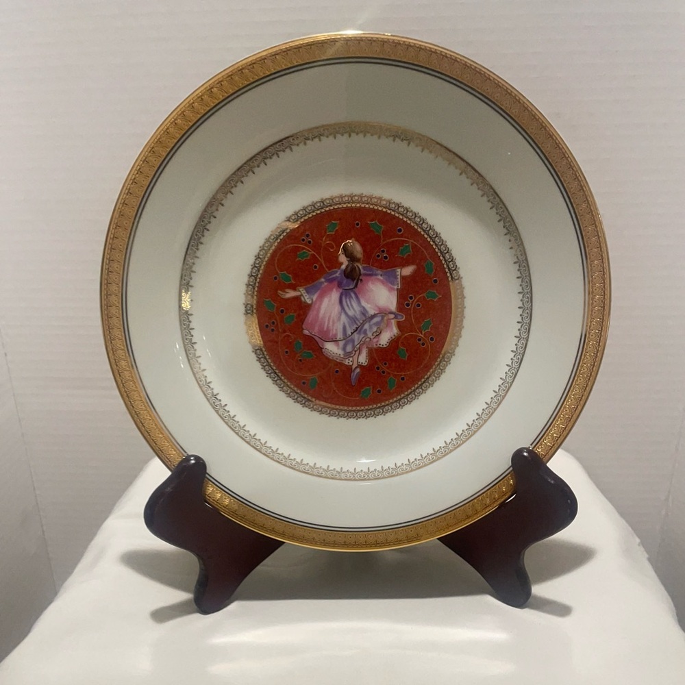 Mikasa Dancing Girl Plate